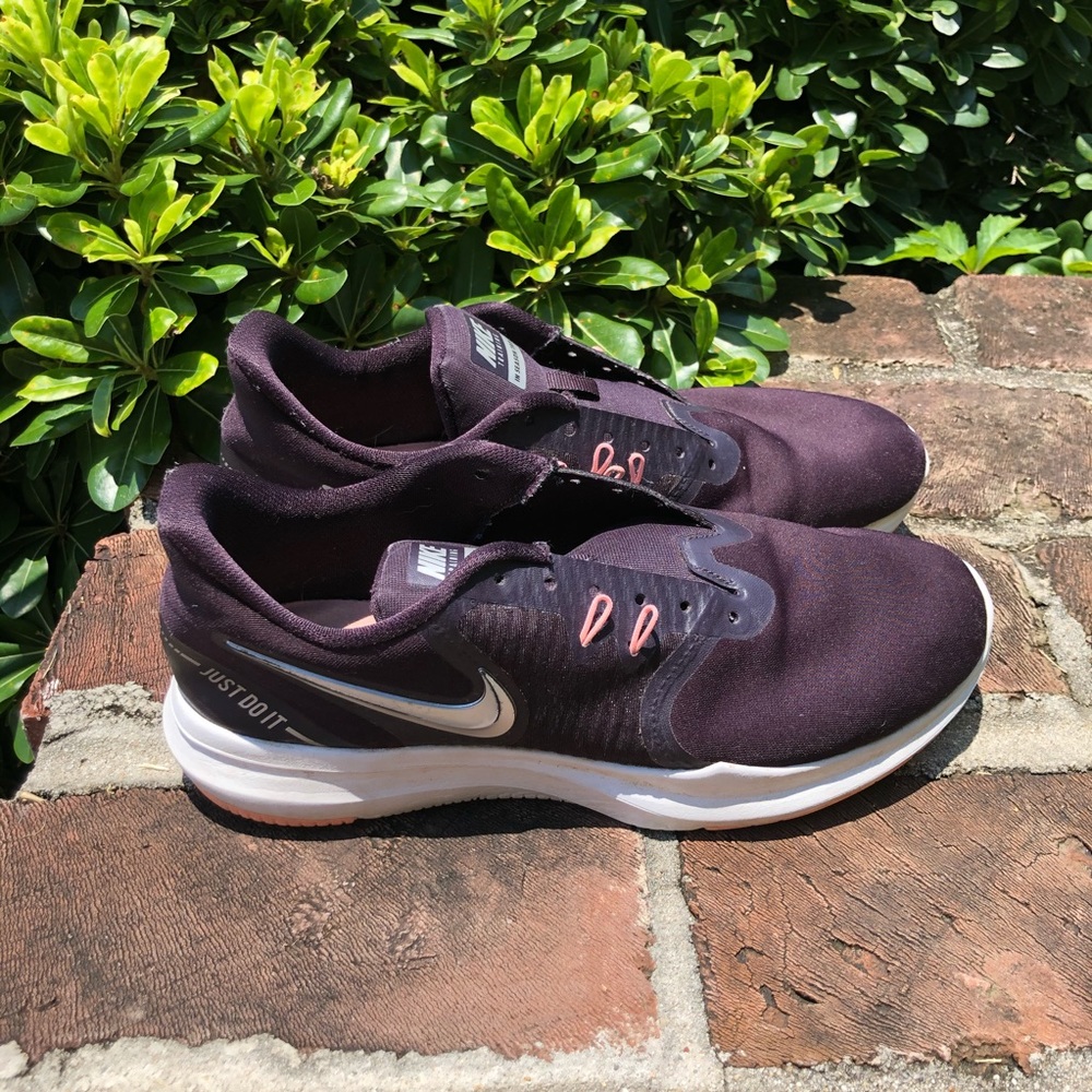 Nike training in season TR8 size 7.5 - Picture 2 of 10